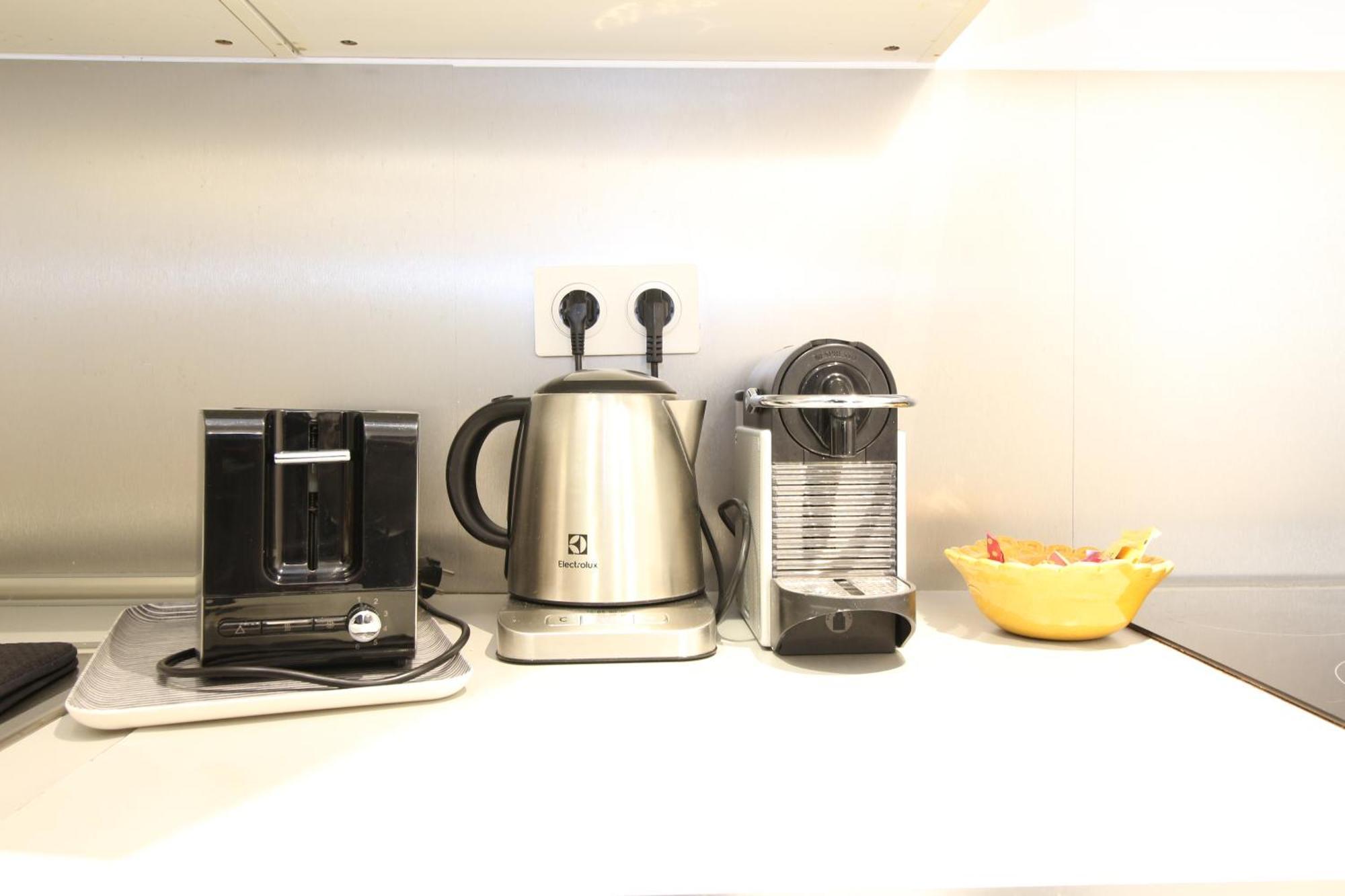 T3 Appartement Hypercentre Proche Commerce- Parking - 2 Chambres Wifi Gratuit Avinyon Dış mekan fotoğraf