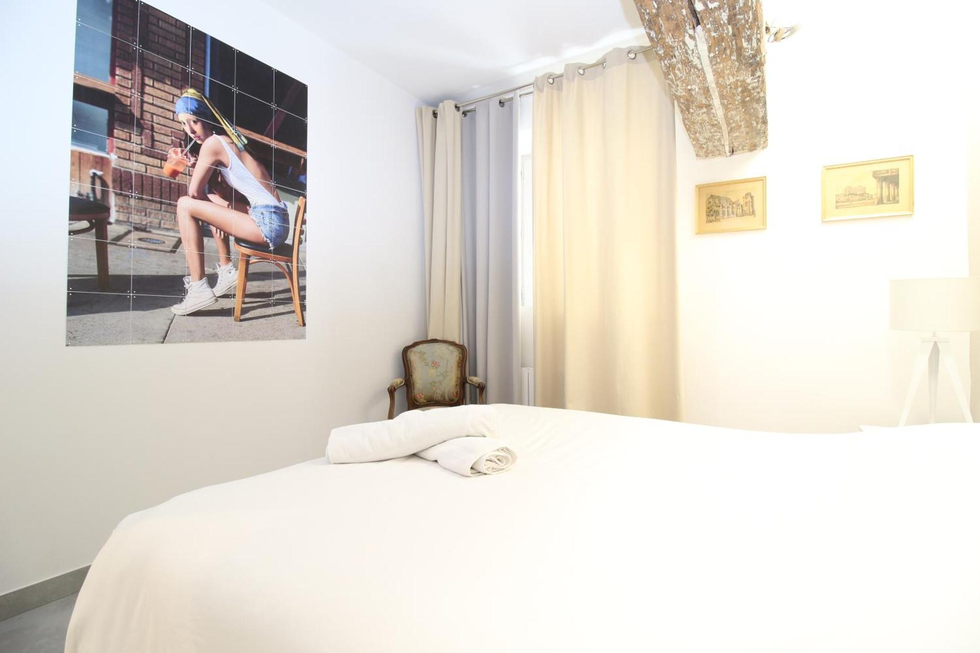 T3 Appartement Hypercentre Proche Commerce- Parking - 2 Chambres Wifi Gratuit Avinyon Dış mekan fotoğraf