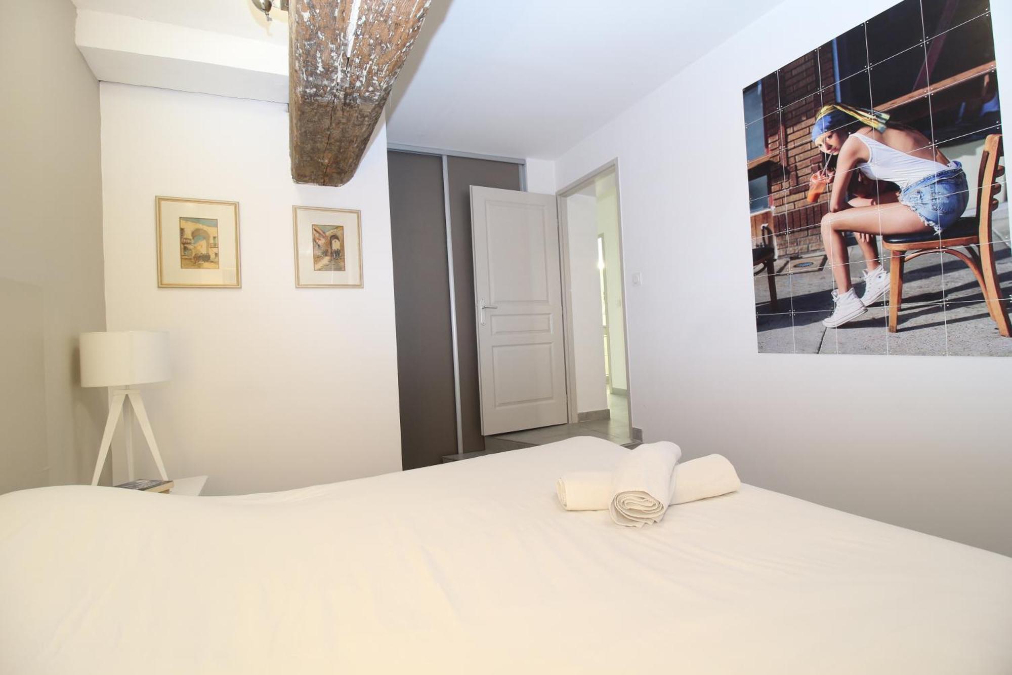 T3 Appartement Hypercentre Proche Commerce- Parking - 2 Chambres Wifi Gratuit Avinyon Dış mekan fotoğraf